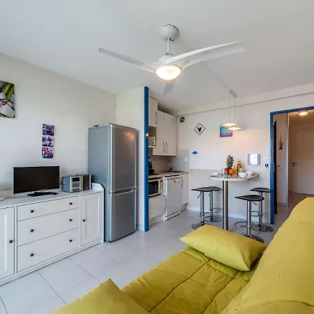 Les Deux Voiles-3 By Interhome Appartement Cogolin