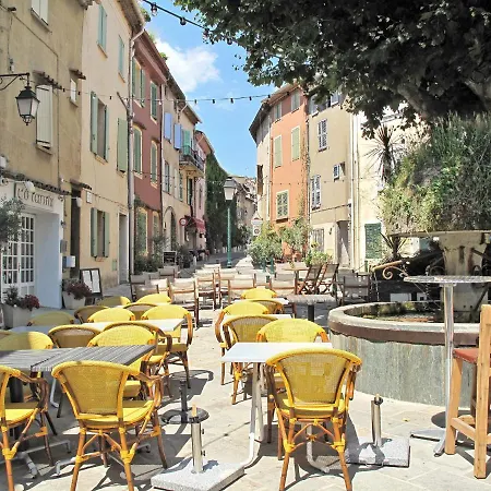 Les Deux Voiles-3 By Interhome *